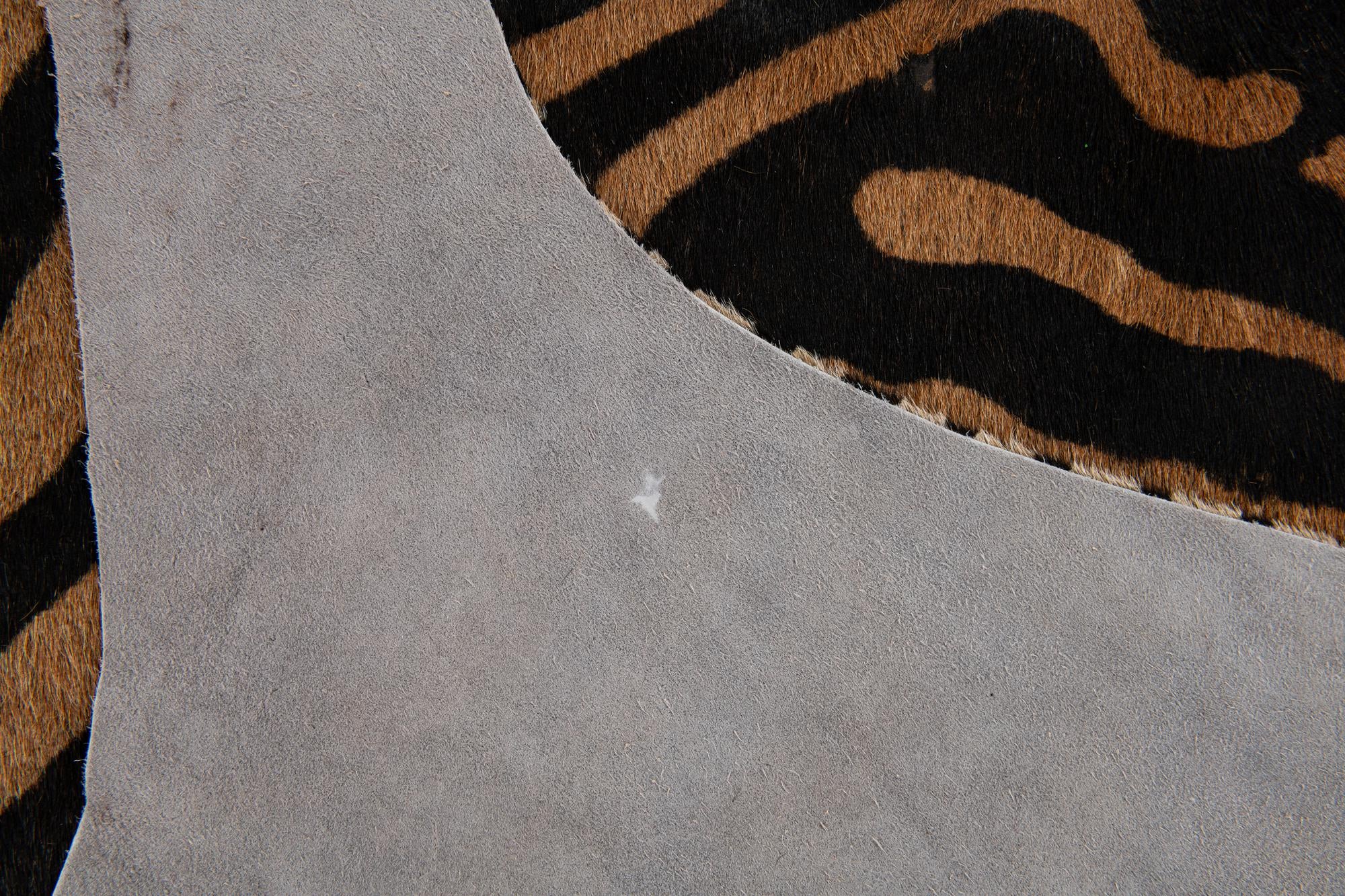 6' 5 x 7' Cowhide Leather Freeform Rug