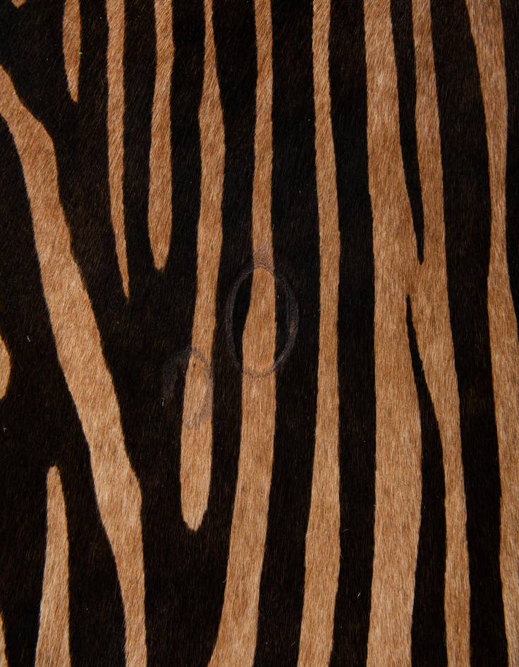 Detail image of 6' 2 x 6' 6 Cowhide Leather Freeform Rug
