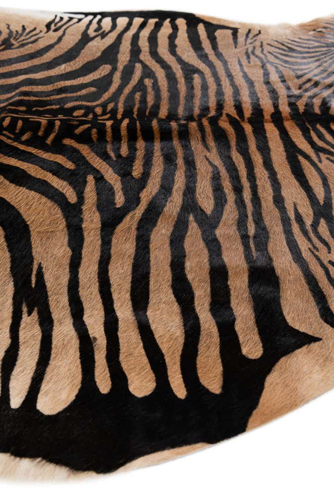 6' 3 x 6' 7 Cowhide Leather Freeform Rug
