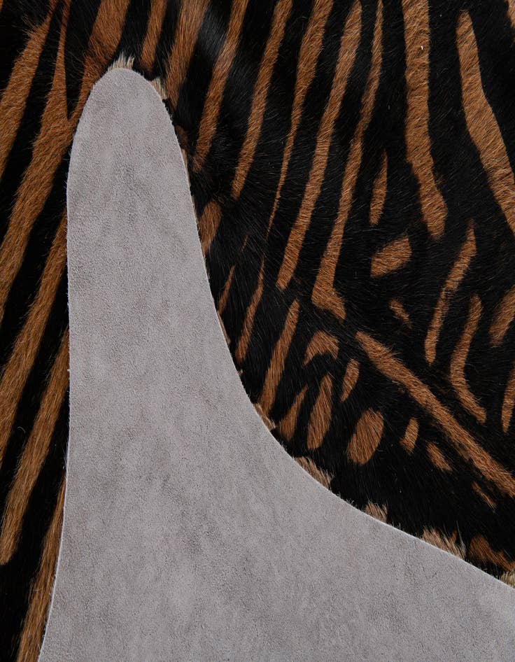 Detail image of 6' 3 x 6' 7 Cowhide Leather Freeform Rug