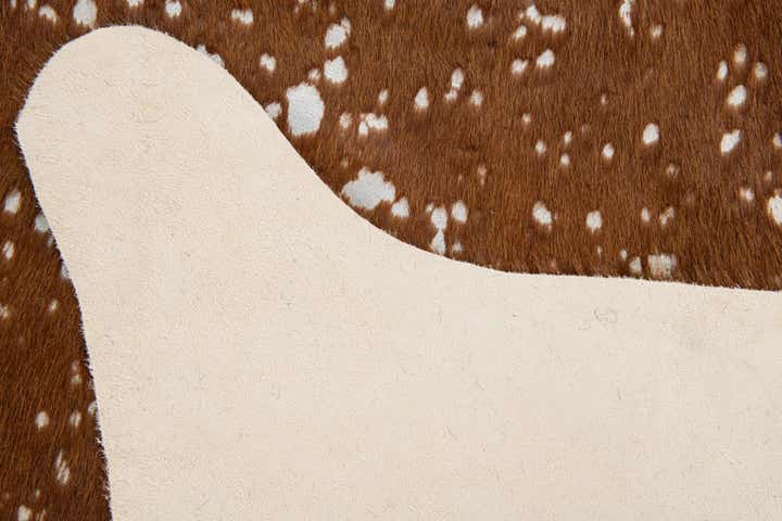 6' 10 x 7' Cowhide Leather Freeform Rug