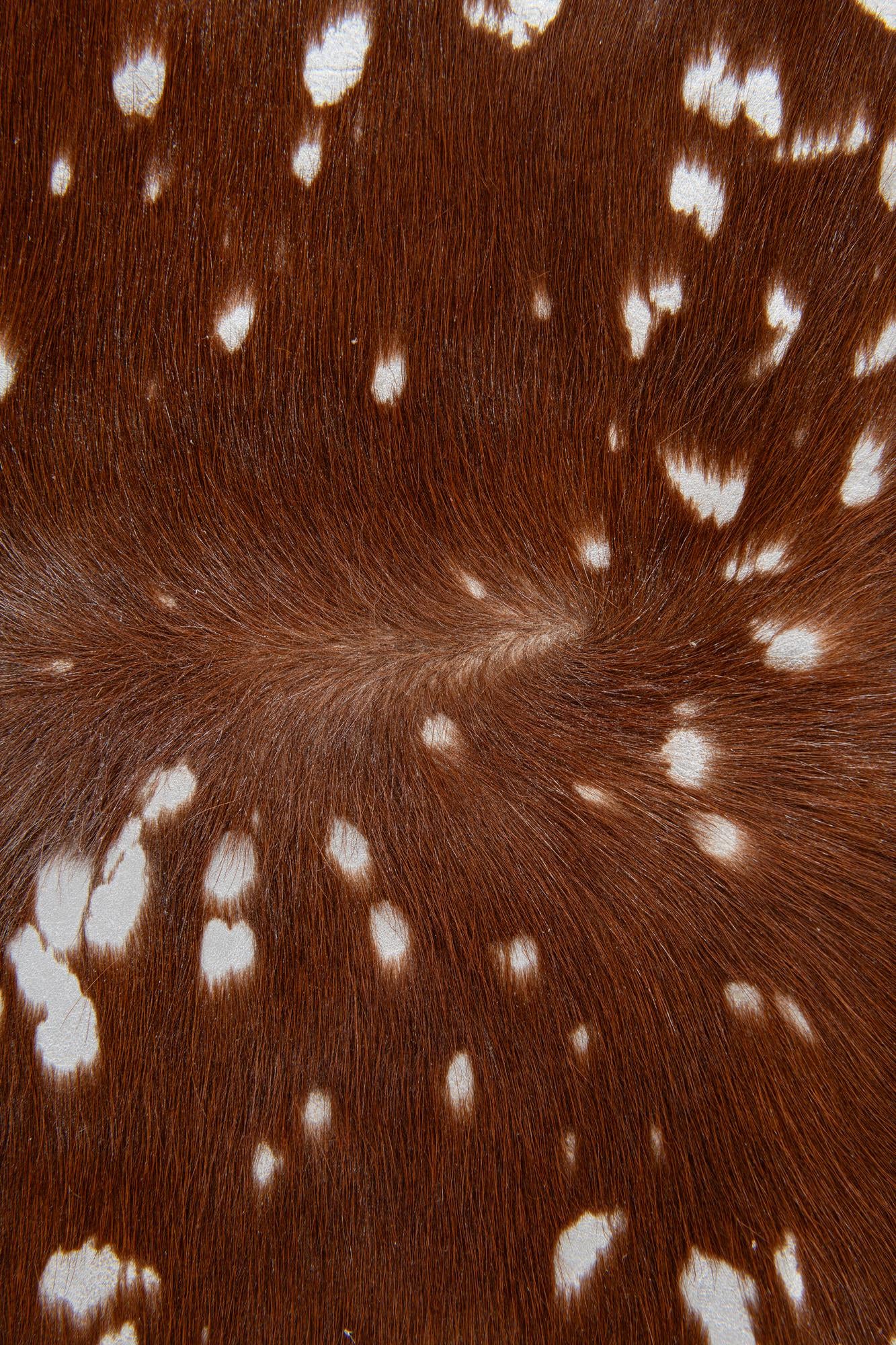 6' x 6' 9 Cowhide Leather Freeform Rug