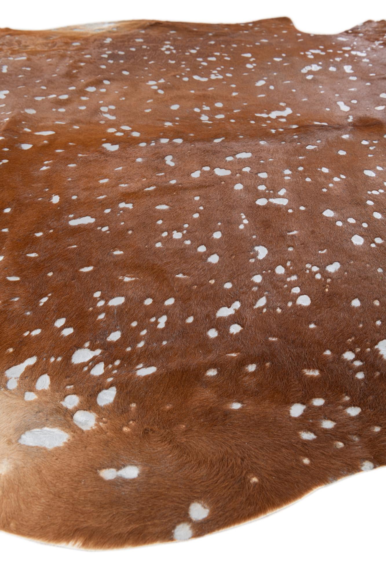 6' 5 x 7' 9 Cowhide Leather Freeform Rug
