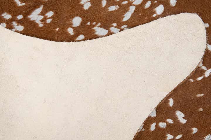 6' 9 x 7' Cowhide Leather Freeform Rug