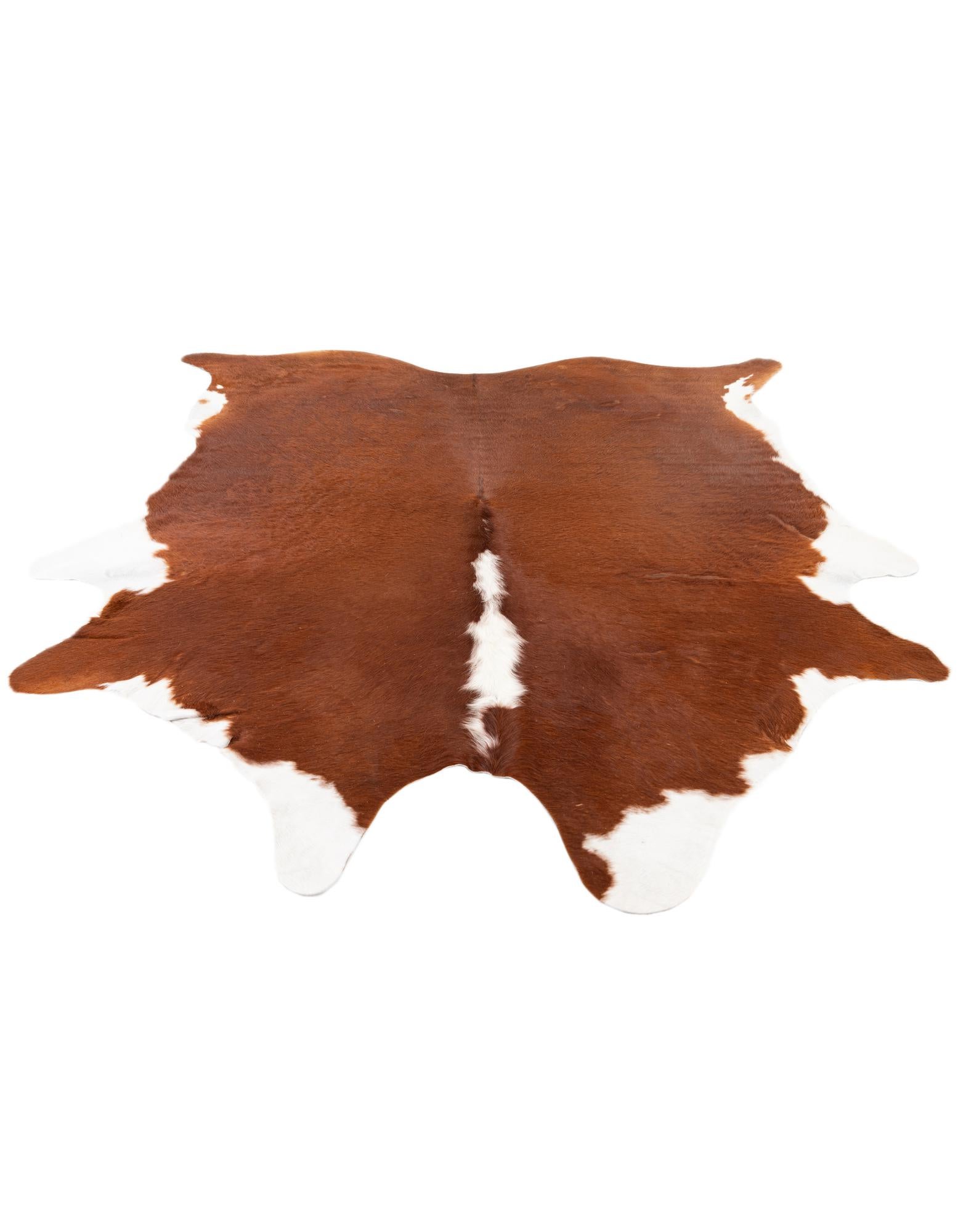 7' x 7' 6 Cowhide Leather Freeform Rug
