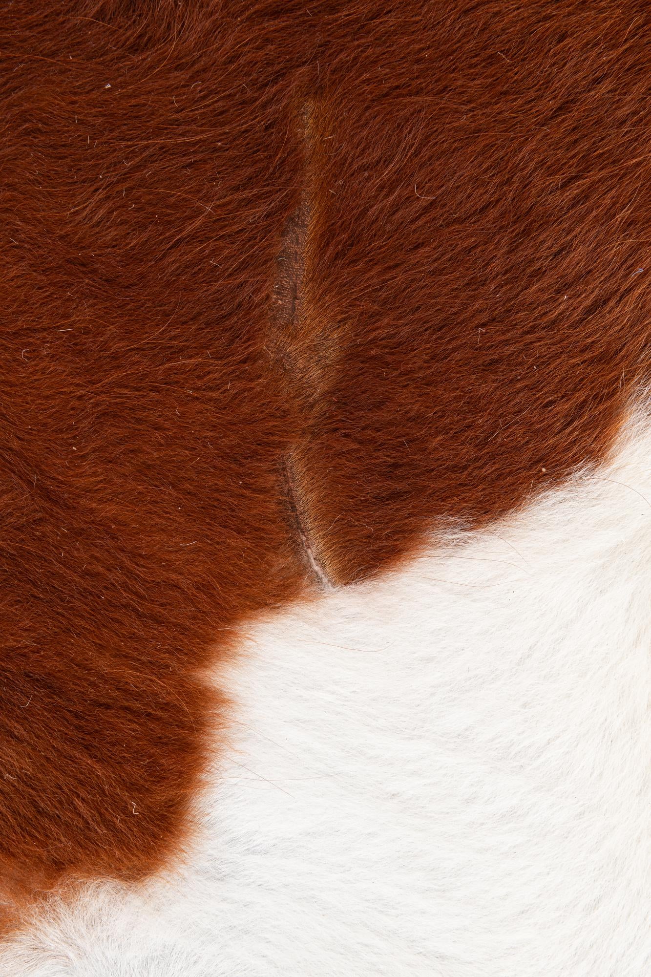 7' x 7' 6 Cowhide Leather Freeform Rug