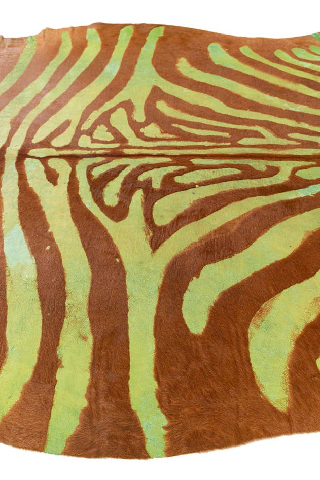 Detail image of 6' 1 x 7' 3 Cowhide Leather Freeform Rug