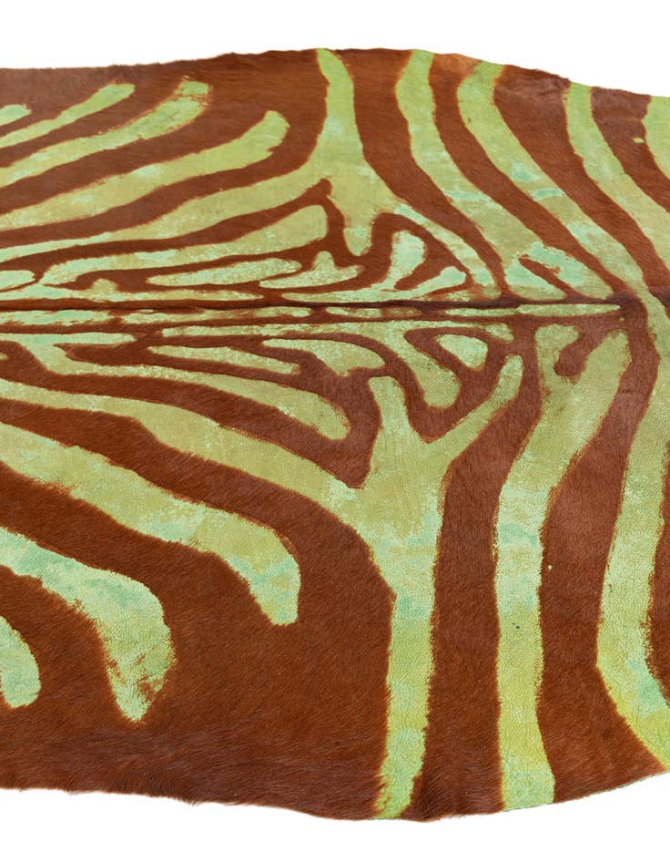 Detail image of 6' 4 x 7' Cowhide Leather Freeform Rug