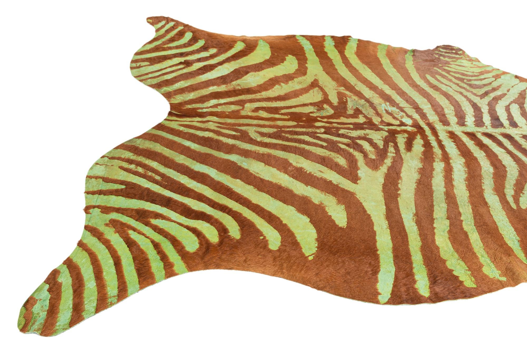 6' 2 x 7' Cowhide Leather Freeform Rug