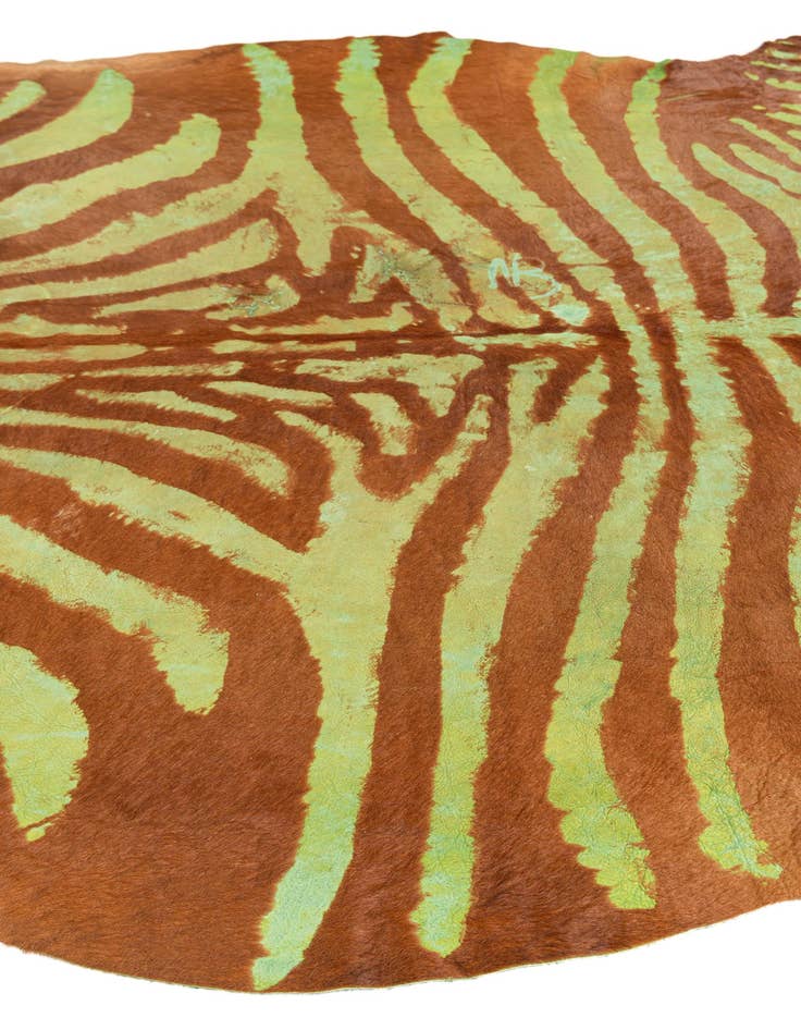 Detail image of 6' 2 x 7' Cowhide Leather Freeform Rug