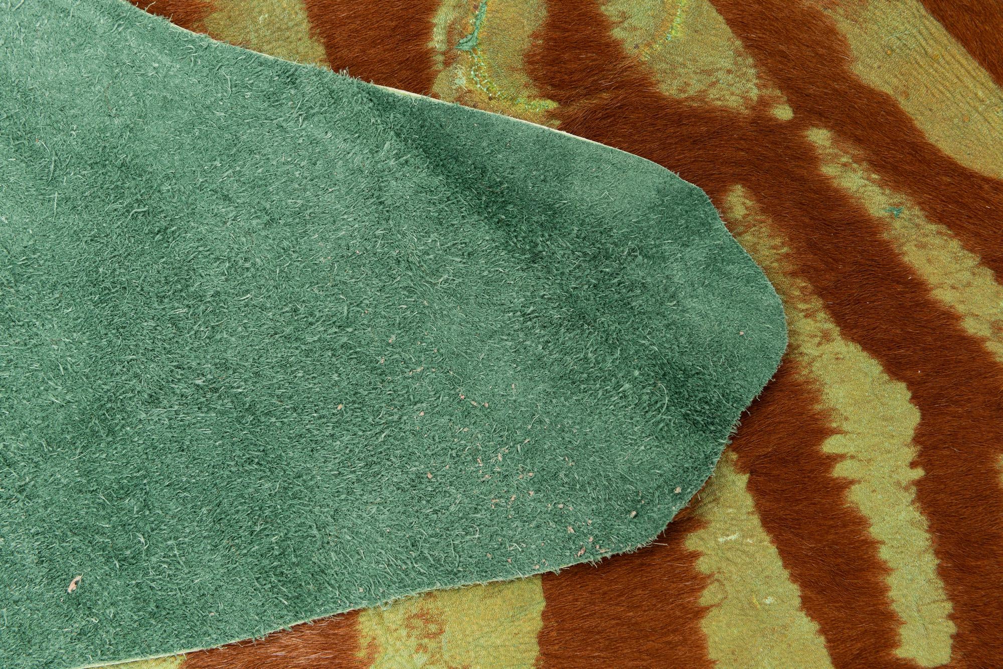 6' 2 x 7' Cowhide Leather Freeform Rug