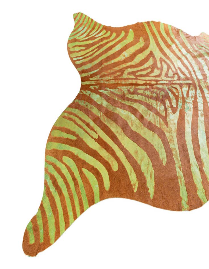 Detail image of 6' 5 x 6' 11 Cowhide Leather Freeform Rug