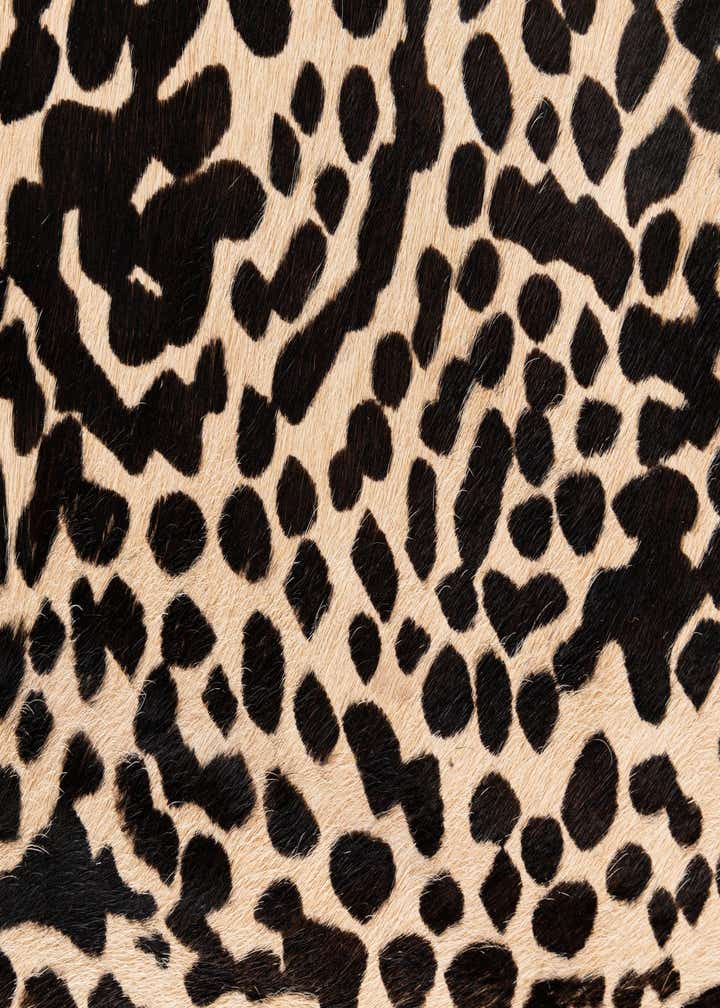 6' 4 x 6' 8 Cowhide Leather Freeform Rug