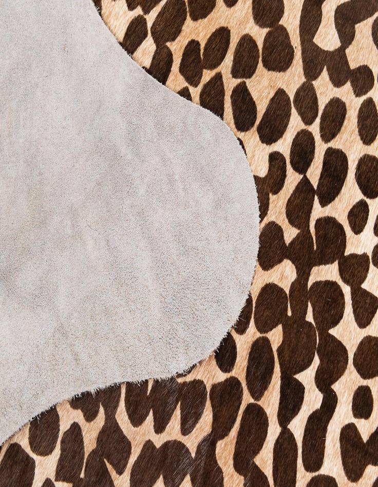 Detail image of 6' 5 x 7' 3 Cowhide Leather Freeform Rug