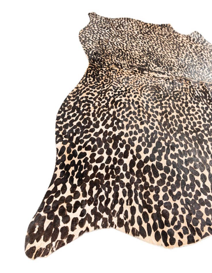 Detail image of 6' 2 x 6' 10 Cowhide Leather Freeform Rug