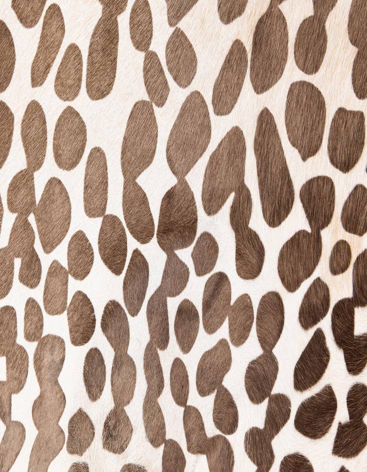 Detail image of 6' x 6' 10 Cowhide Leather Freeform Rug