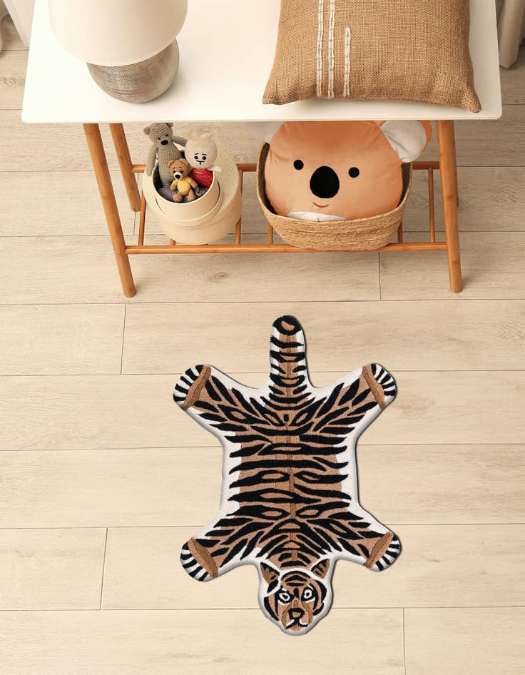 Detail image of 4' 1 x 6' 1 Playtime Kids Wool Freeform Rug