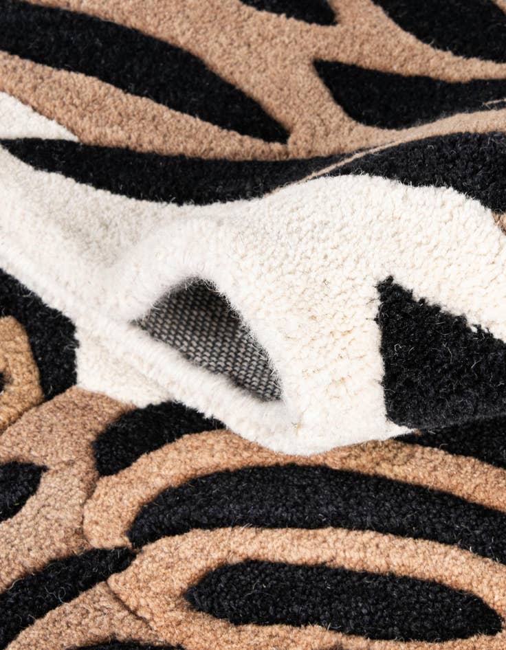 Detail image of 4' 1 x 6' 1 Playtime Kids Wool Freeform Rug