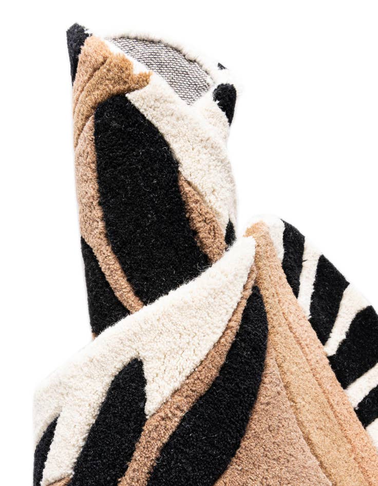 Detail image of 4' 1 x 6' 1 Playtime Kids Wool Freeform Rug