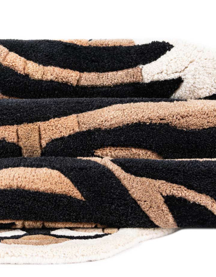 2' x 3' 1 Playtime Kids Wool Freeform Rug