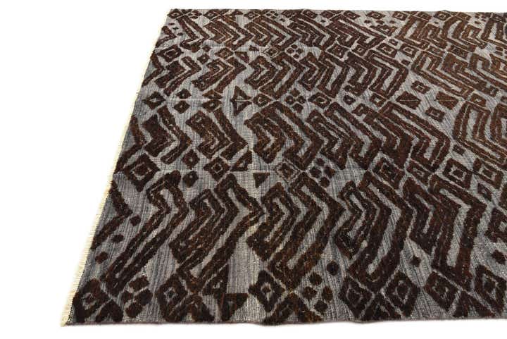 7' 11 x 10' 3 Hand Knotted Darya Wool Rug