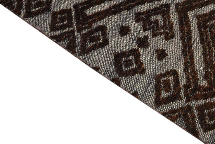 Detail image of 7' 11 x 10' 3 Hand Knotted Darya Wool Rug