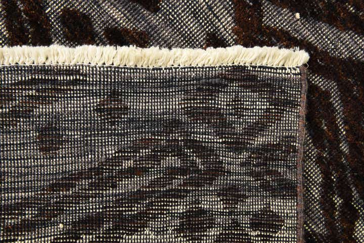 7' 11 x 10' 3 Hand Knotted Darya Wool Rug