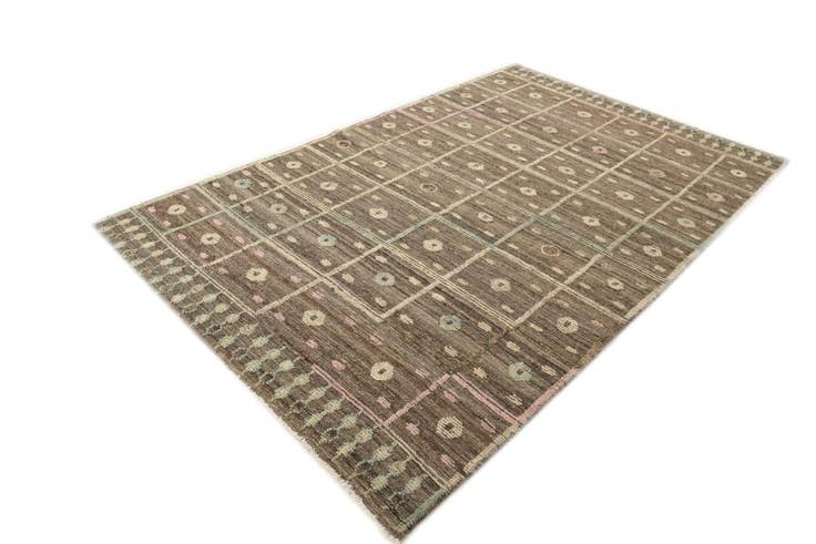 Detail image of 5' 2 x 8' 5 Hand Knotted Darya Wool Rug