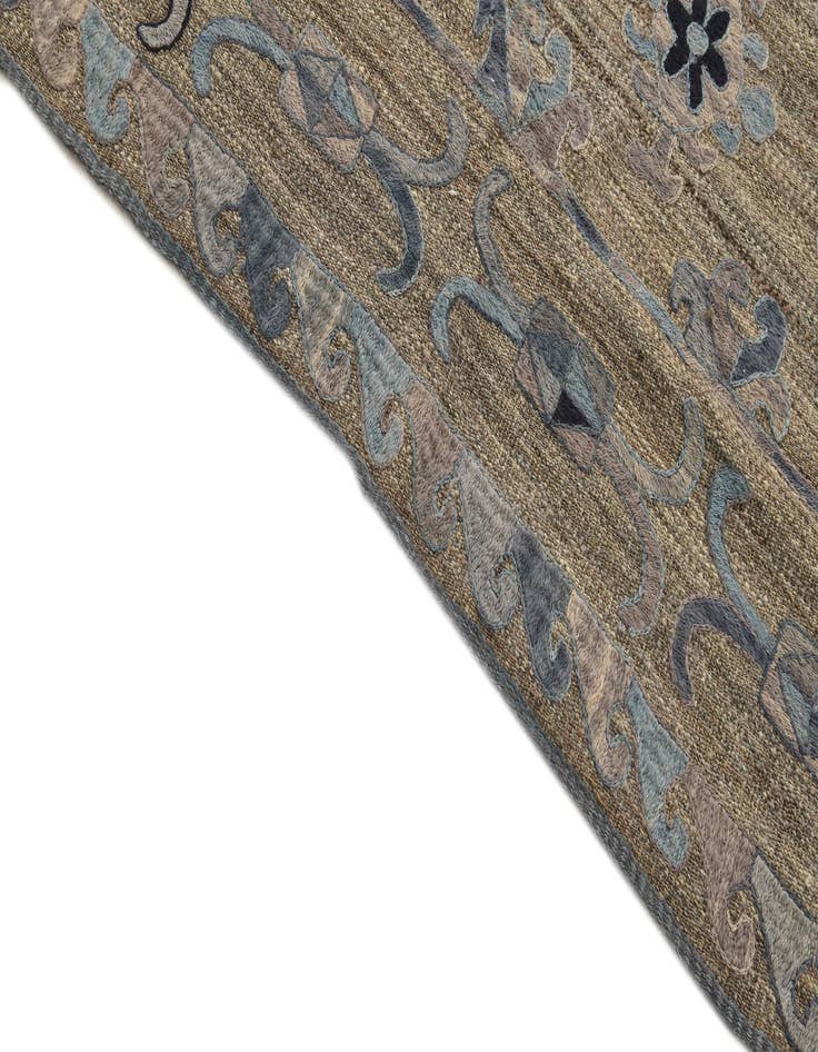 Detail image of 5' 2 x 6' 1  Hand Woven Kilim Suzani Wool Rug