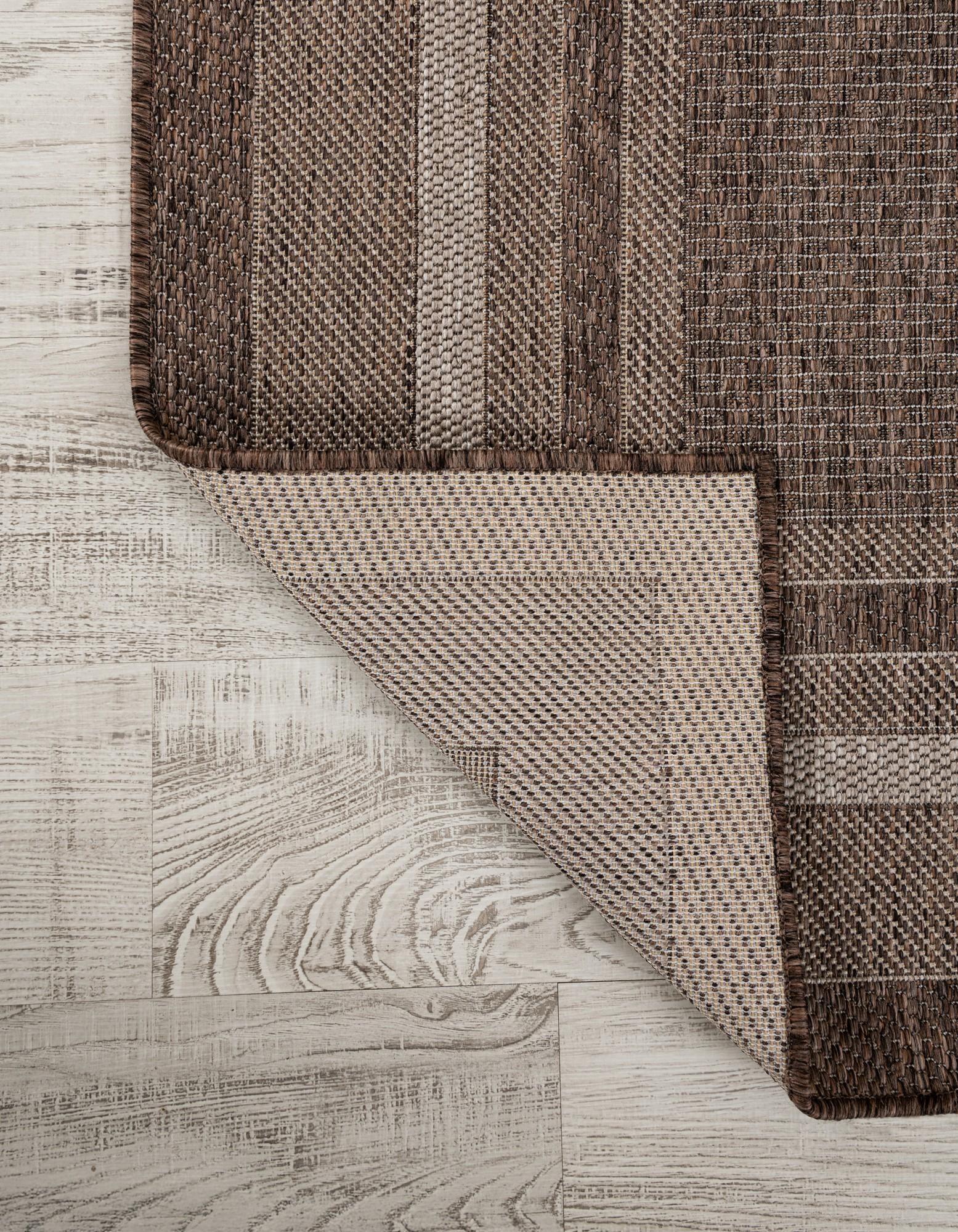 3' x 6' Easy-Clean Border Indoor / Outdoor Hearth Rug