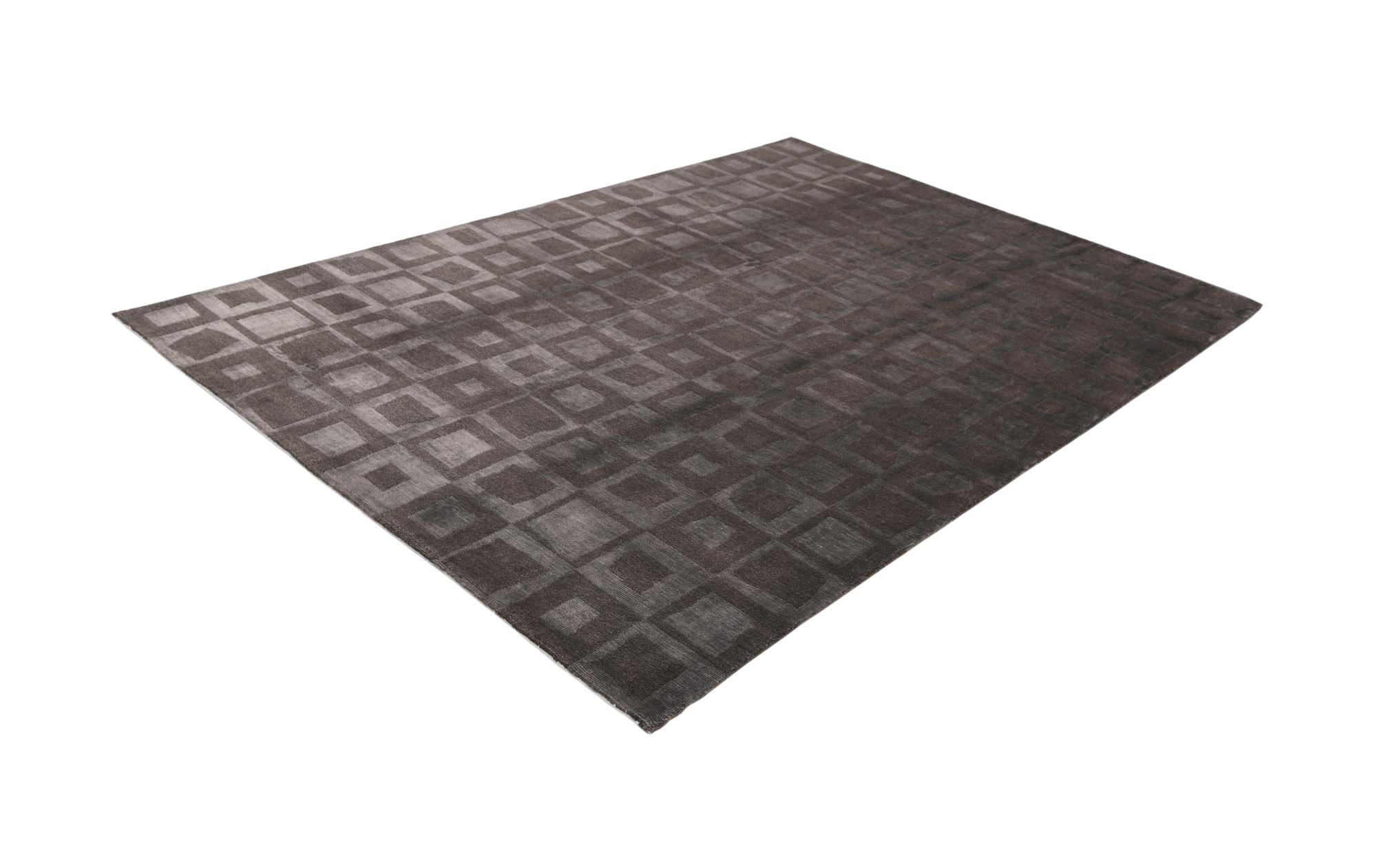 5' 9 x 8' Hand Knotted Darya Wool Rug