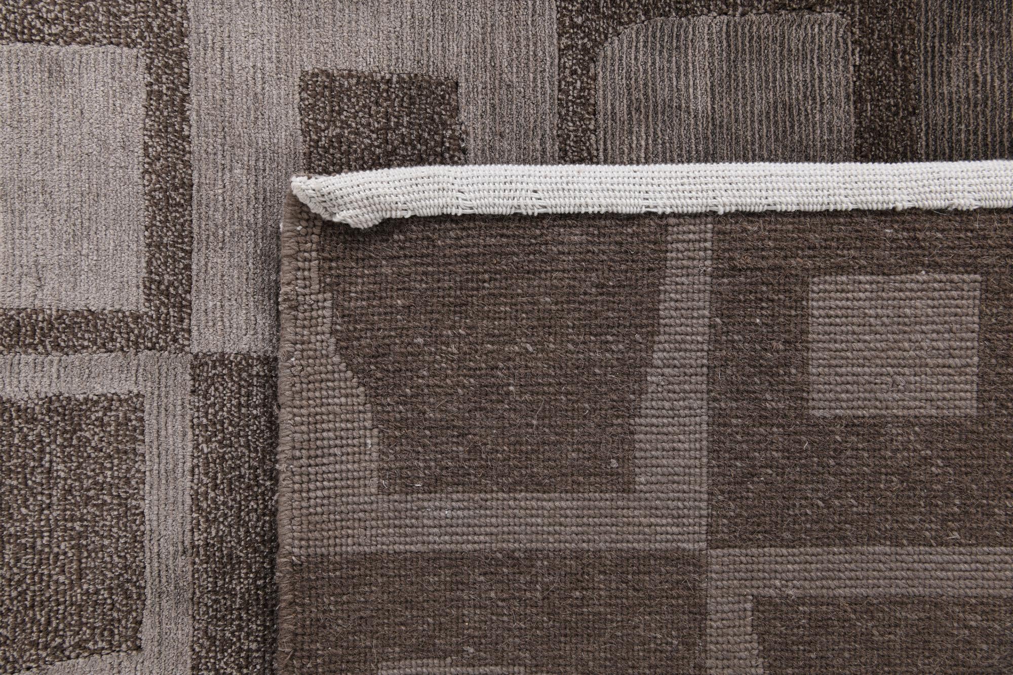 5' 9 x 8' Hand Knotted Darya Wool Rug
