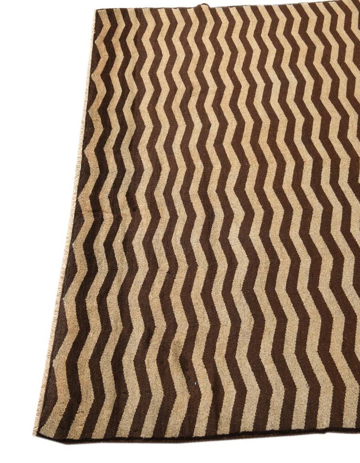Detail image of 4' 10 x 6' 3 Hand Knotted Modern Ziegler Rug