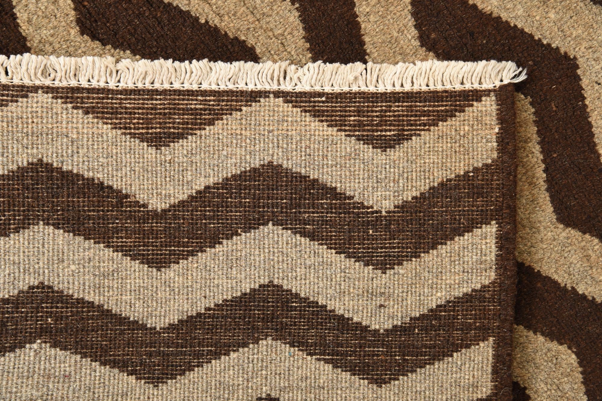 4' 10 x 6' 3 Hand Knotted Modern Ziegler Rug