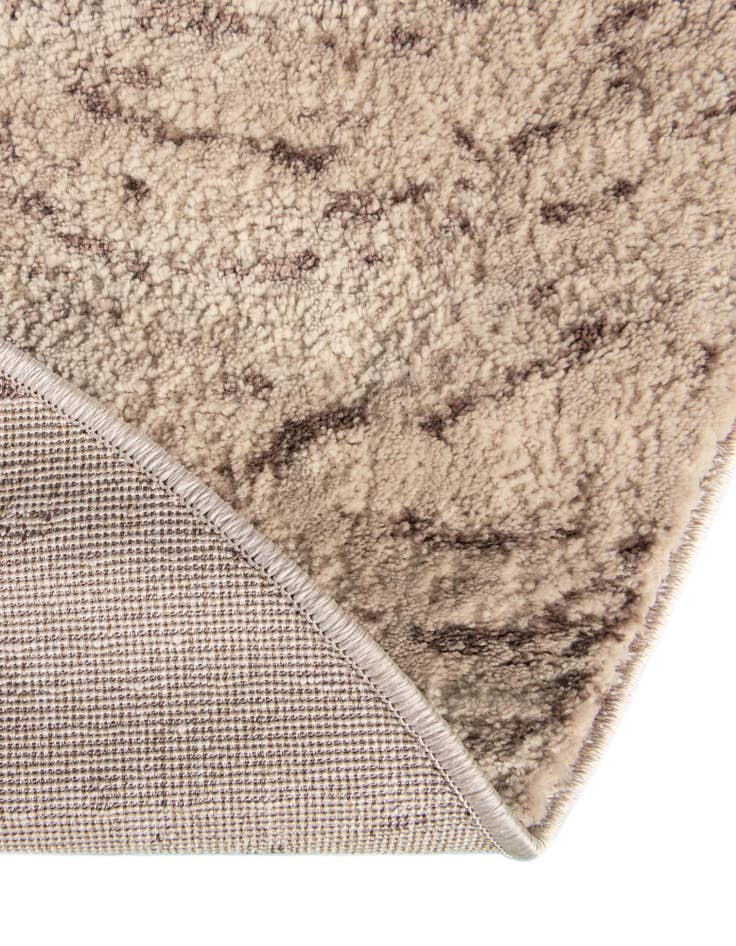 Detail image of 8' x 10' Oasis Oval Rug