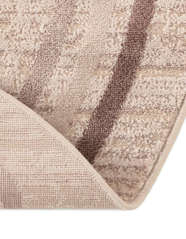 Detail image of 3' x 5' 3 Oasis Oval Rug