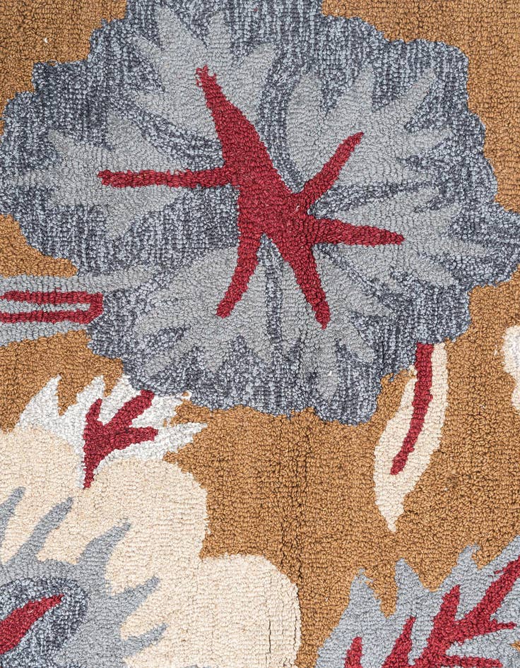 Detail image of  3' 1 x 5' Agra Rug
