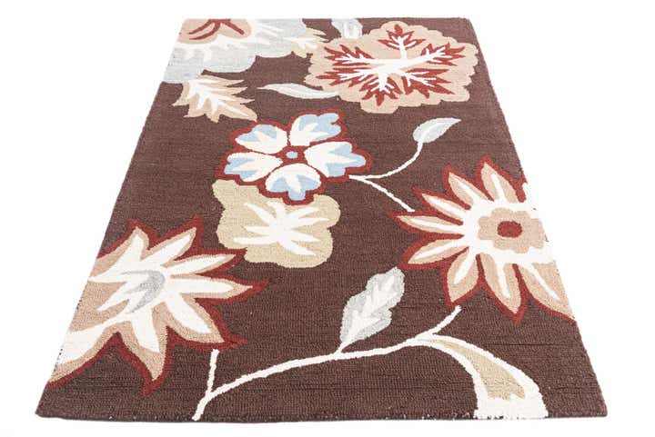 4' x 5' 10 Agra Rug