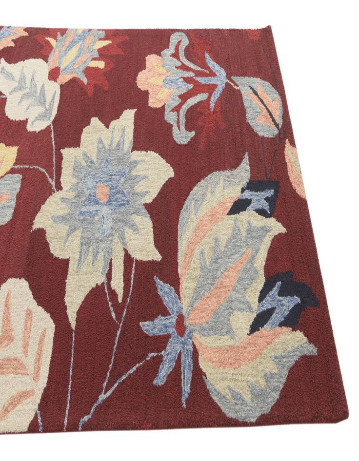 Detail image of 5' x 8' Agra Wool Rug