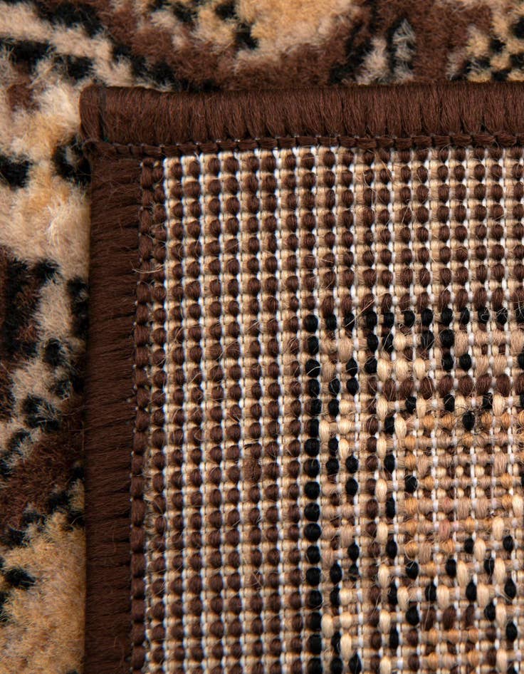 Detail image of 4' x 6' Amaya Rug