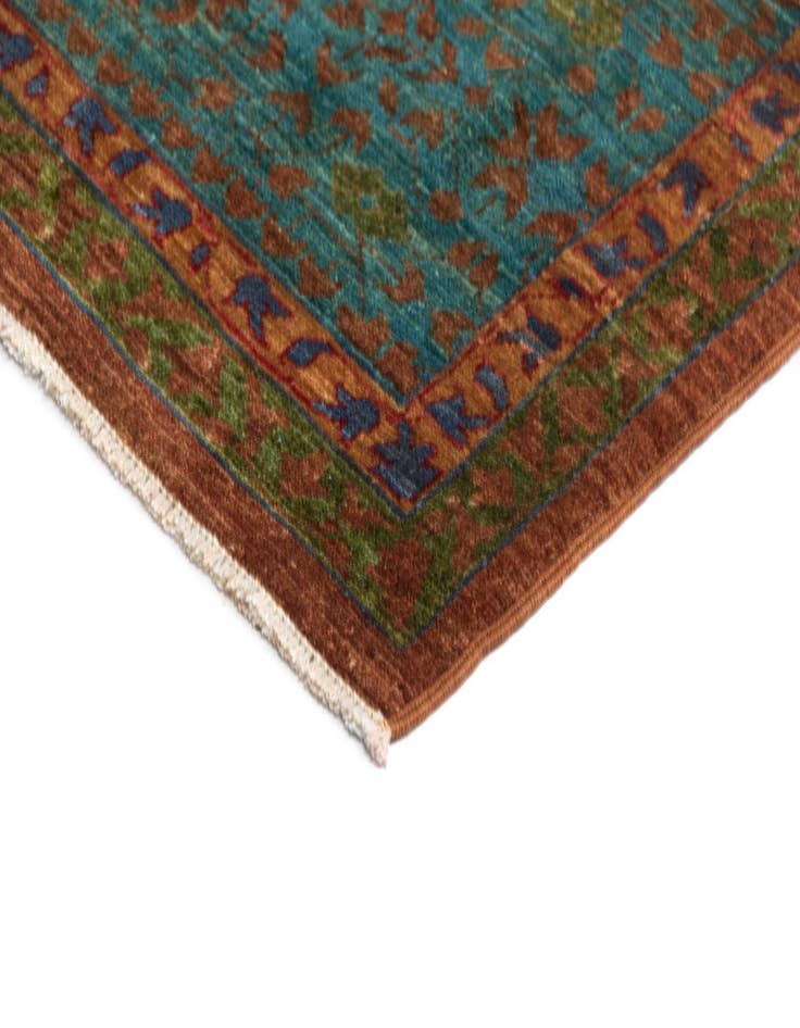 Detail image of 8' x 9' 11 Amina Rug