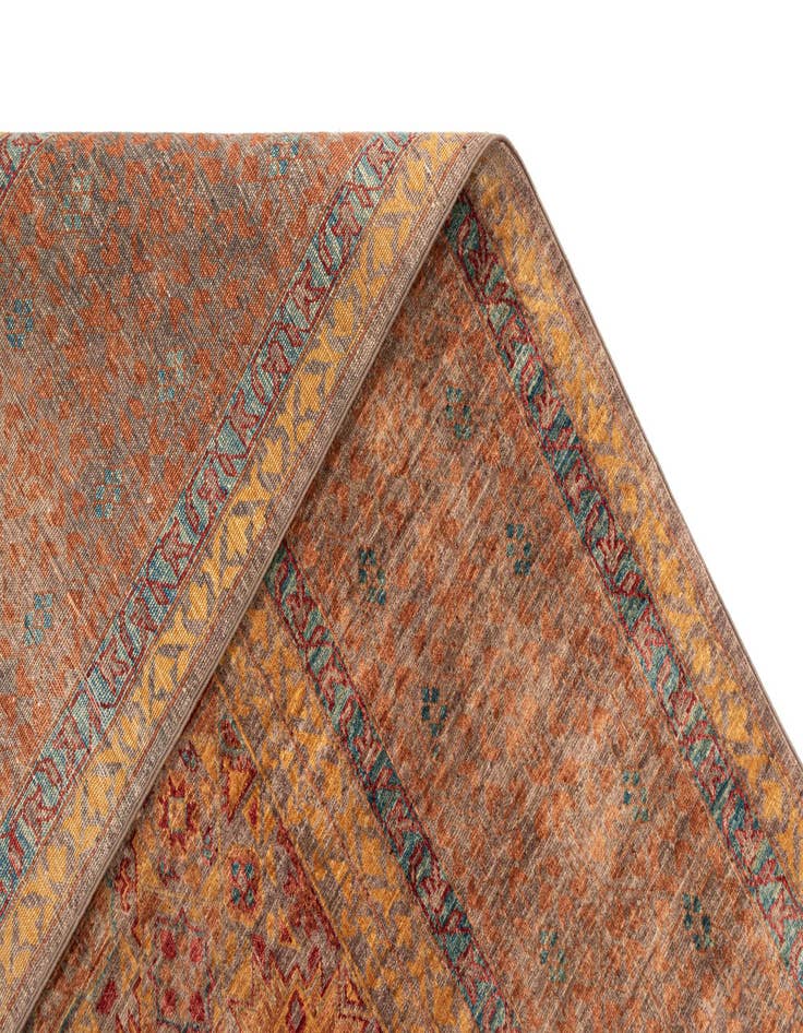 Detail image of 8' 2 x 10' 1 Amina Wool Rug