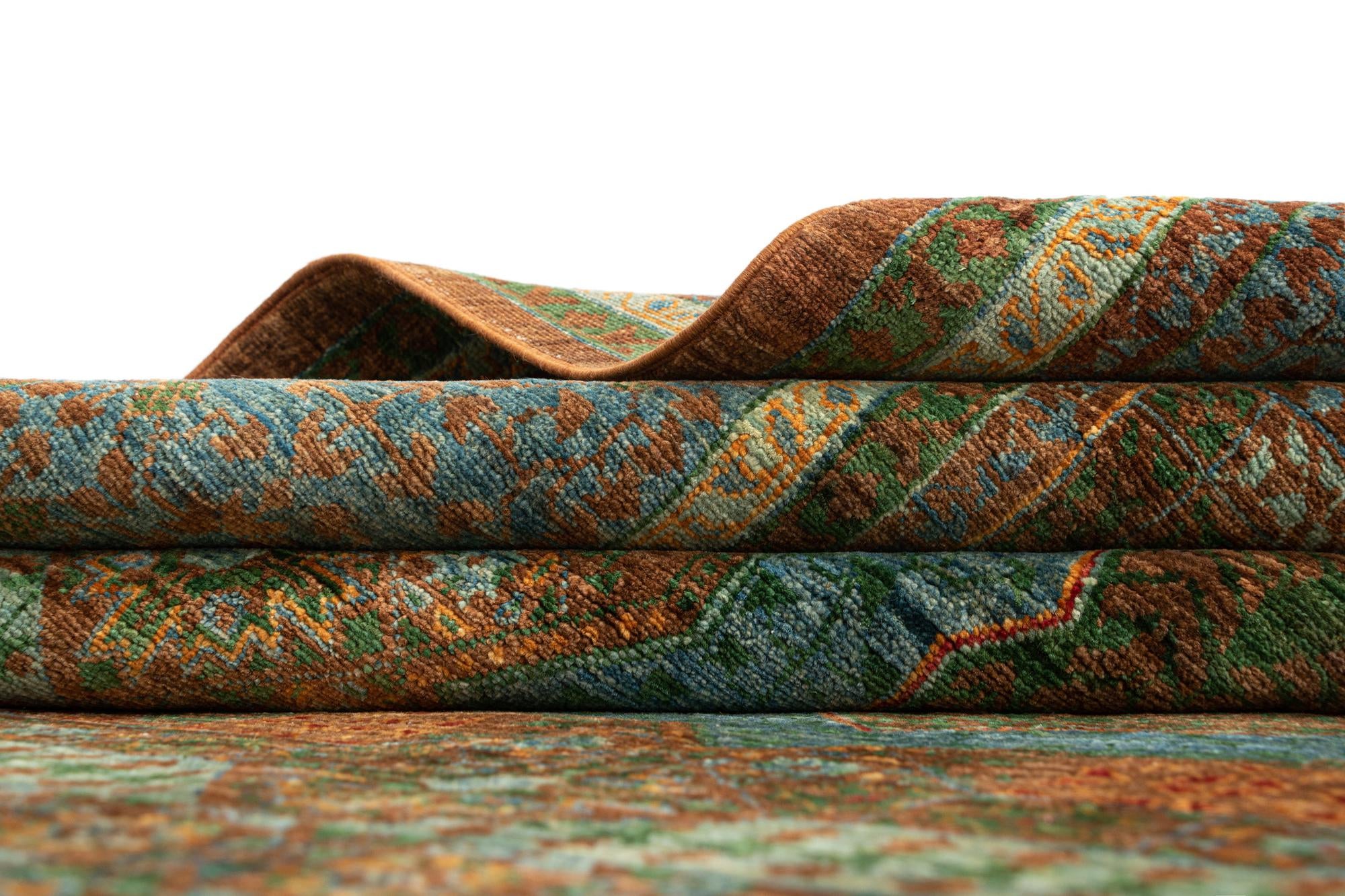 5' 10 x 8' Amina Rug