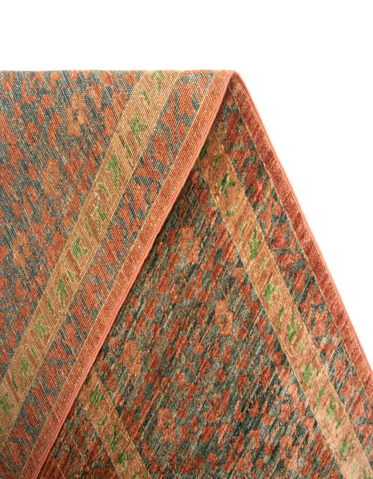 Detail image of 8' x 9' 10 Amina Wool Rug