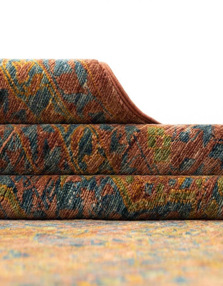 Detail image of 8' 1 x 11' 3 Amina Wool Rug