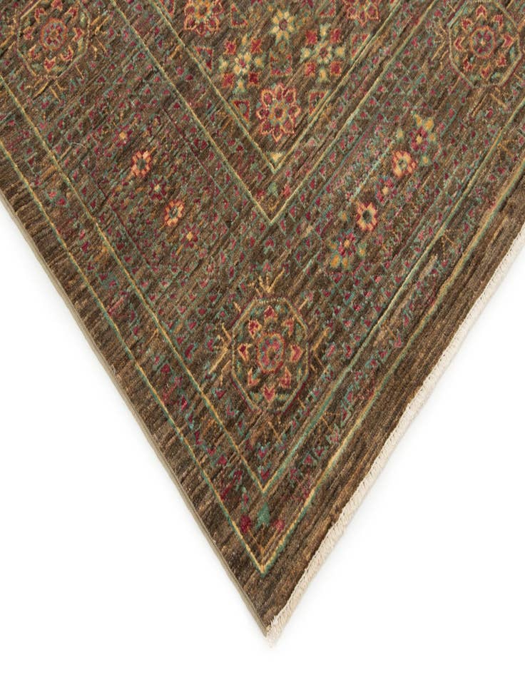 Detail image of 4' 11 x 6' 5 Hand Knotted Amina Wool Rug