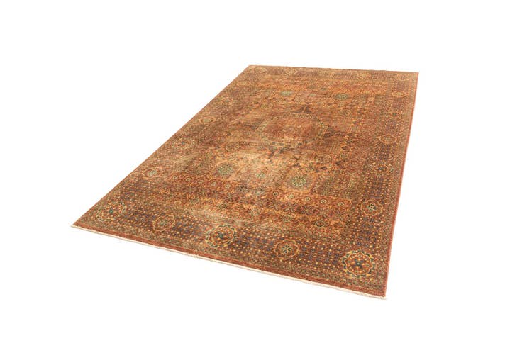 Detail image of 6' 8 x 10' Hand Knotted Amina Rug