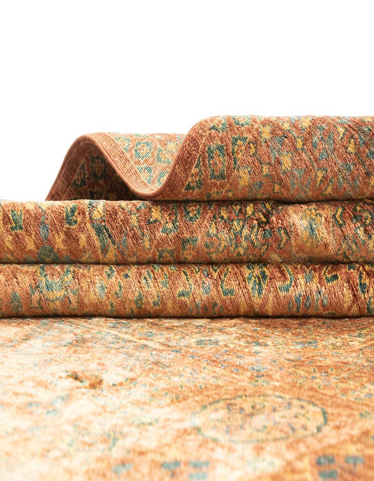 Detail image of 6' 8 x 10' Hand Knotted Amina Rug