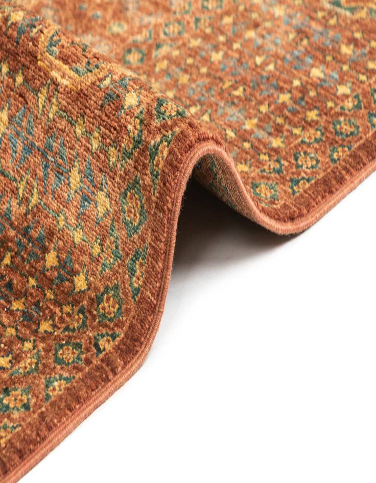 Detail image of 6' 8 x 10' Hand Knotted Amina Rug