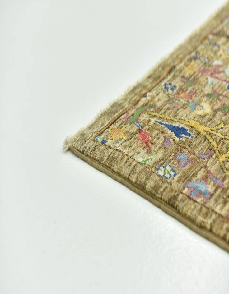 Detail image of 8' x 9' 9 Hand Knotted Ariana Ziegler Rug